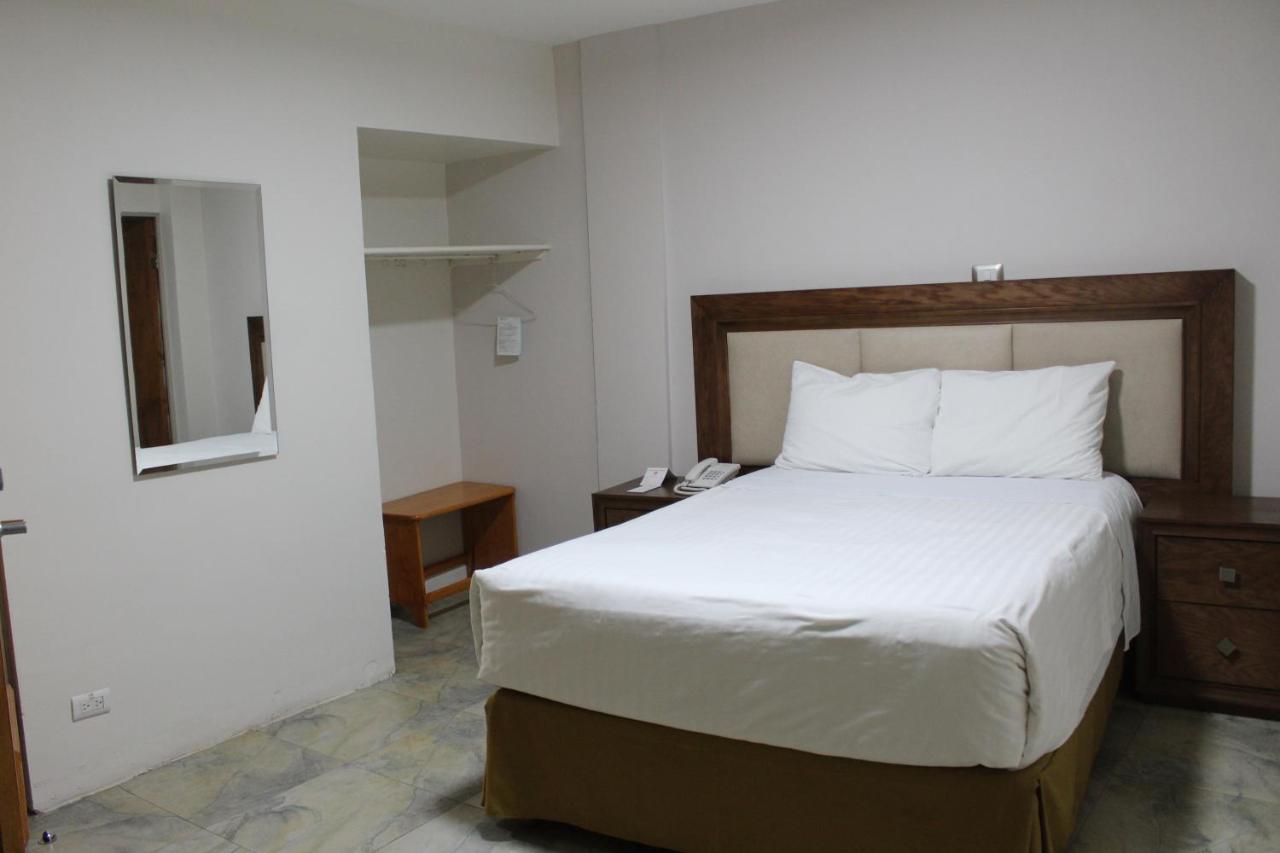 Hotel Adriana イダルゴ・デル・パラル エクステリア 写真